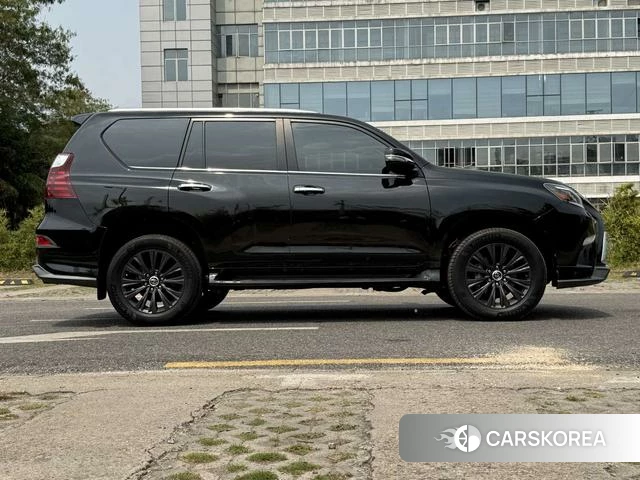 Lexus GX id 4274381 из Китая 11