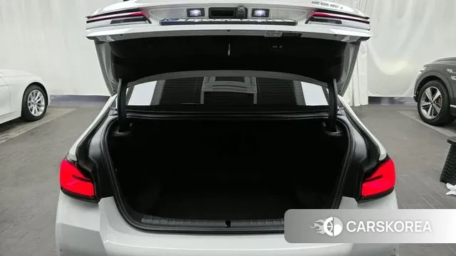 BMW 5 Series (G30) id 3675520 из Кореи 11