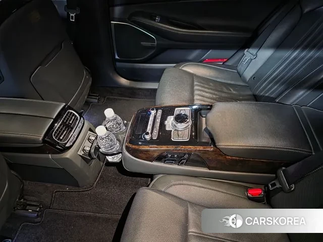 Genesis G90 id 3509686 из Кореи 11