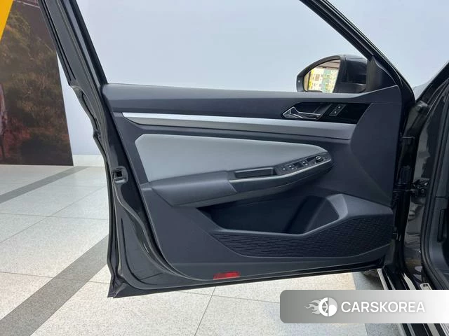 Volkswagen Bora id 4290827 из Китая 11