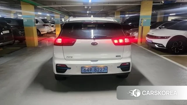 Kia Niro EV id 2460951 из Кореи 11