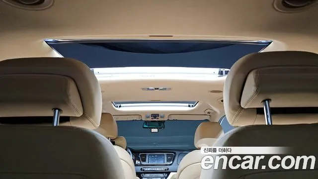 Kia The New Carnival id 2808668 из Кореи 11