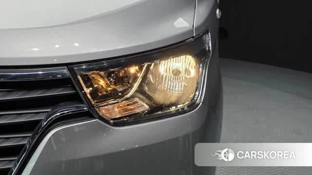 Hyundai The New Grand Starex id 4573536 из Кореи 11