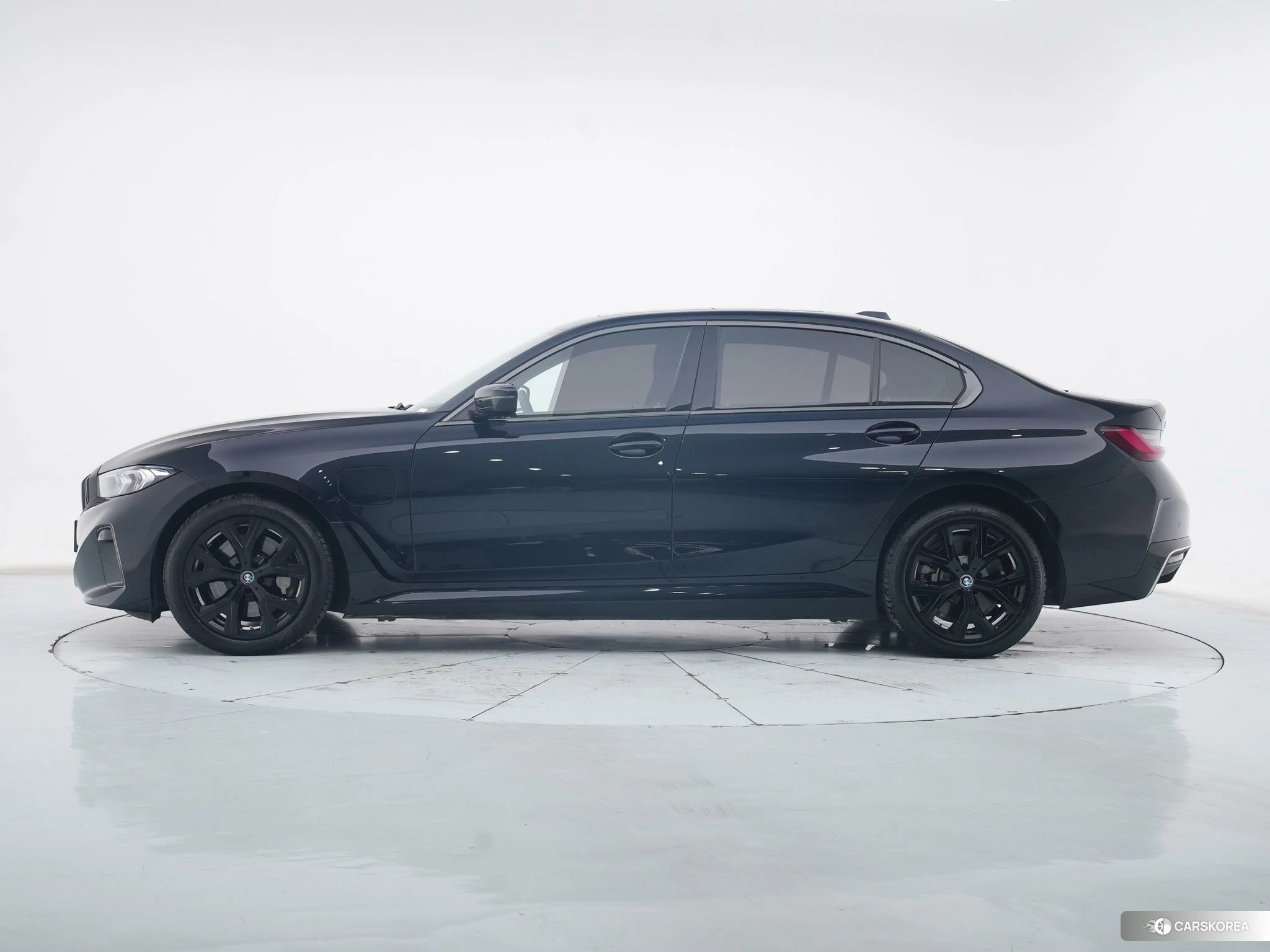 BMW i3 2023 Черный из Китая, фото 3