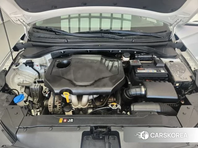 Hyundai The New Avante AD id 3325055 из Кореи 11