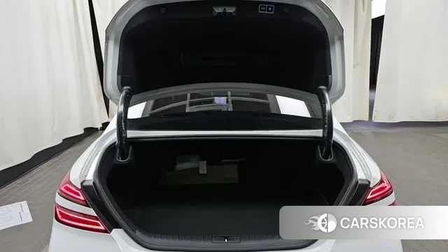 Genesis The New G70 id 3611644 из Кореи 11