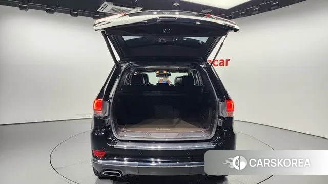 Jeep Grand Cherokee id 3000413 из Кореи 11