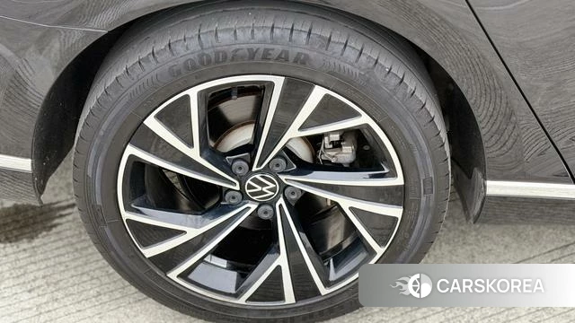 Volkswagen Magotan id 4217515 из Китая 11