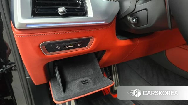 BMW XM (G09) id 4308094 из Кореи 11