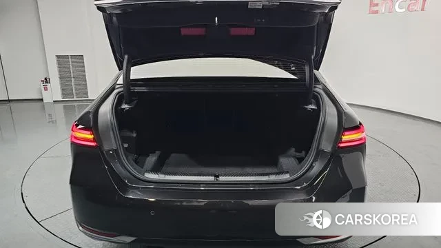 BMW 5 Series (G60) id 3517673 из Кореи 11