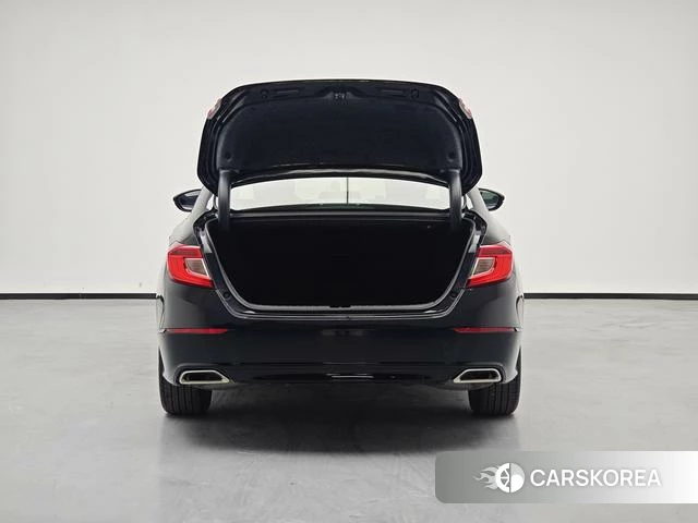 Honda Accord id 4278420 из Китая 11