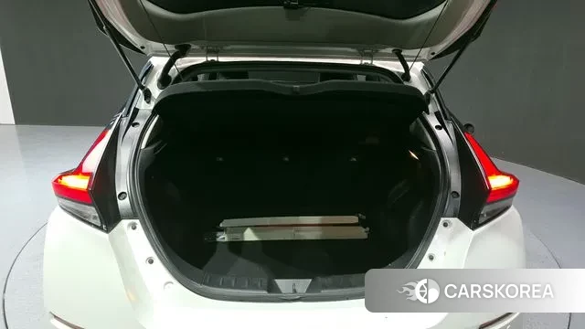 Nissan Leaf (ZE1) id 3449458 из Кореи 11