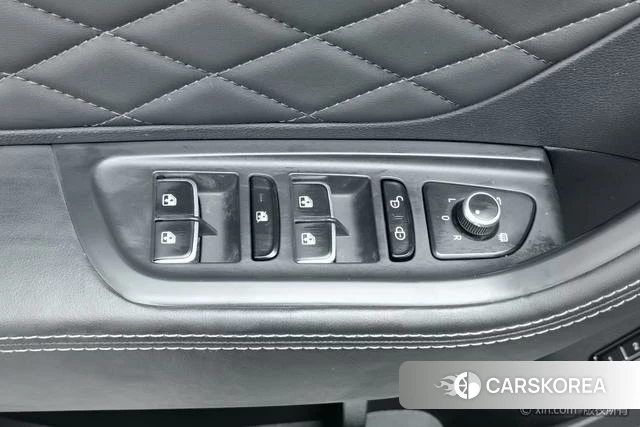 Red flag HS7 id 4190474 из Китая 11
