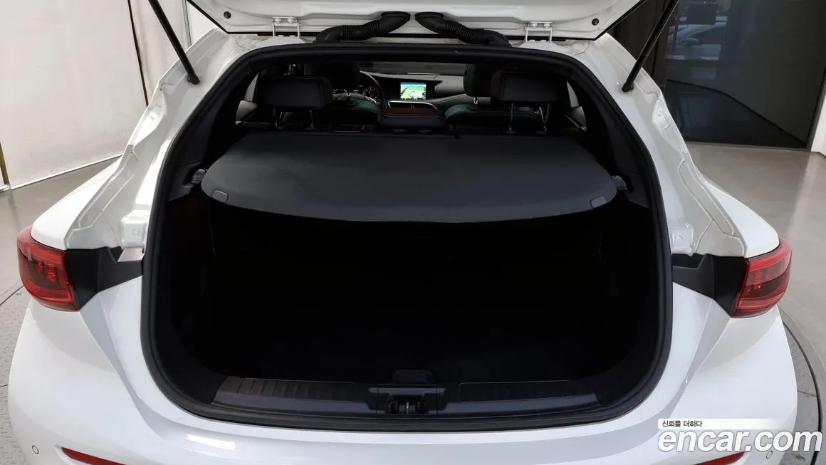 Infiniti Q30 id 2019181 из Кореи 11