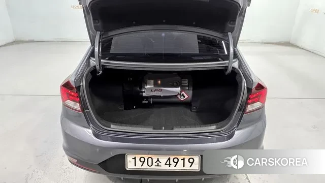 Hyundai The New Avante AD id 3371196 из Кореи 11