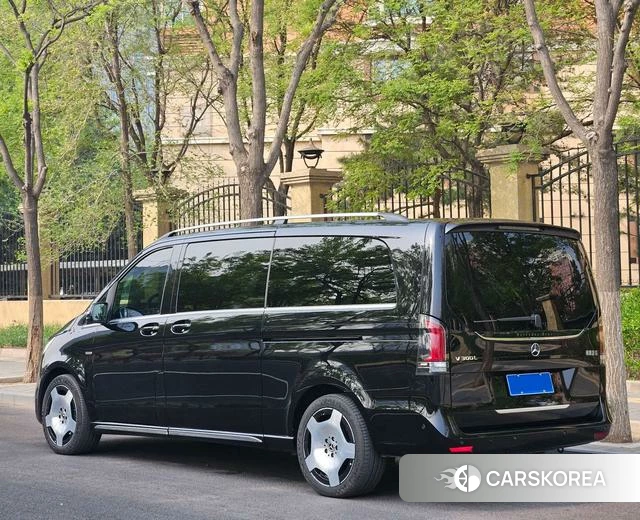 Mercedes-Benz V-class id 4297373 из Китая 11