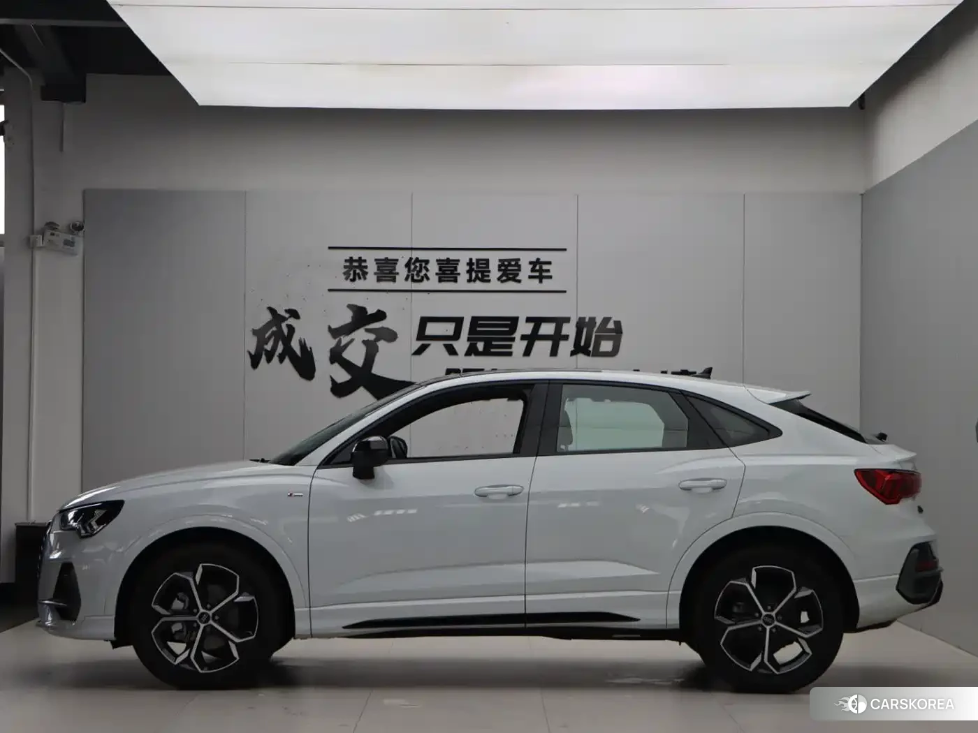 Audi Q3 Sportback id 4601083 из Китая 11