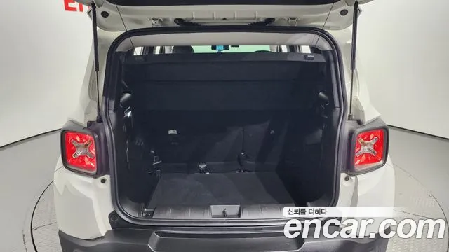 Jeep Renegade id 2838208 из Кореи 11