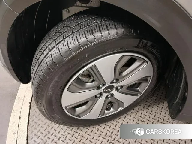 Kia The New Niro id 3427815 из Кореи 11