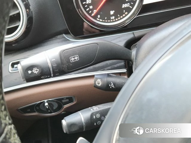 Mercedes-Benz E-Class W213 id 3792487 из Кореи 11