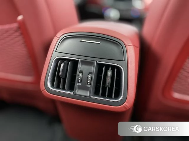 Maserati Levante id 3856227 из Китая 11