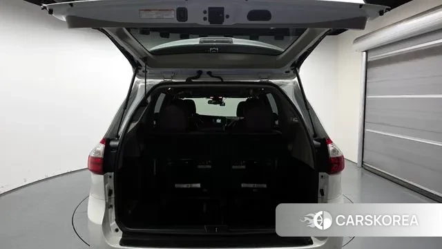 Toyota Sienna id 3418253 из Кореи 11