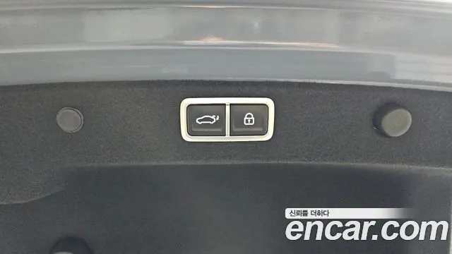 Hyundai Grandeur (GN7) id 2738944 из Кореи 11