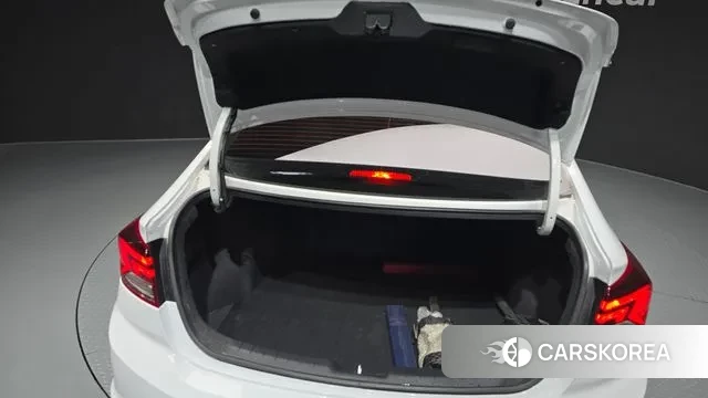 Hyundai The New Avante AD id 3748044 из Кореи 11