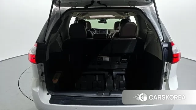 Toyota Sienna id 3344890 из Кореи 11