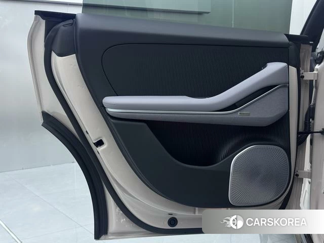 Weilai ET5T id 3920863 из Китая 11