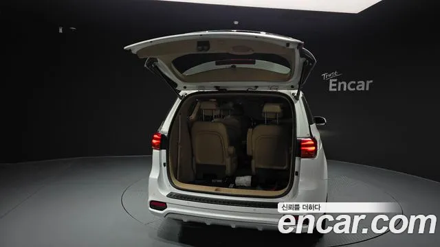 Kia The New Carnival id 2695440 из Кореи 11