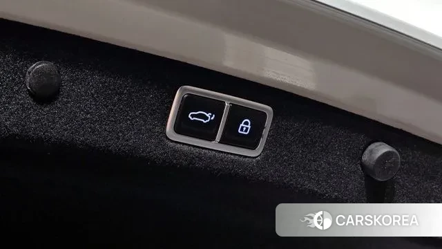 Hyundai Grandeur (GN7) id 3447546 из Кореи 11