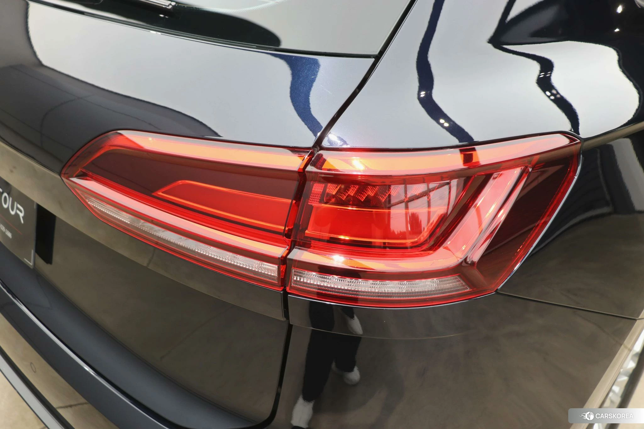 Volkswagen Touareg id 4419244 из Китая 11