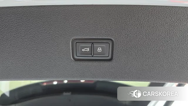 Audi Q8 (4M) id 3788051 из Кореи 11