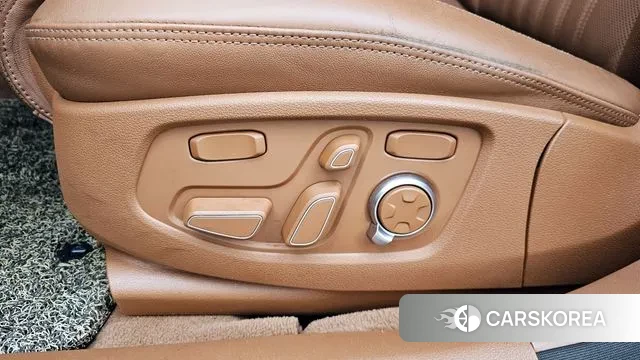 Genesis G90 id 3525188 из Кореи 11