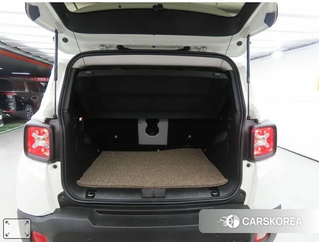 Jeep Renegade id 4281614 из Кореи 11