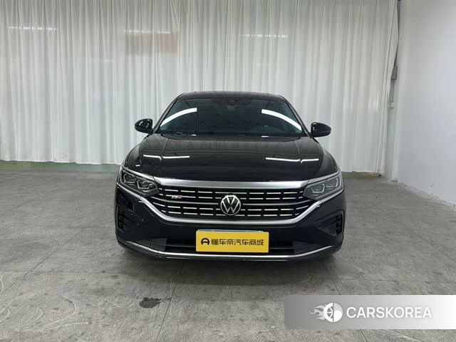 Volkswagen Passat id 4278579 из Китая 11