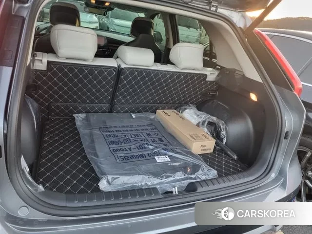 Kia Di Ol Nu Niro id 3750730 из Кореи 11