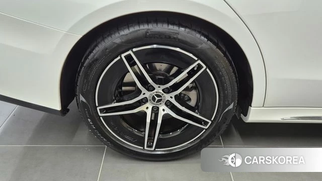 Mercedes-Benz E-Class W214 id 3952645 из Кореи 11