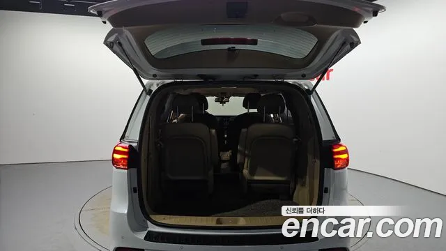 Kia The New Carnival id 2717205 из Кореи 11