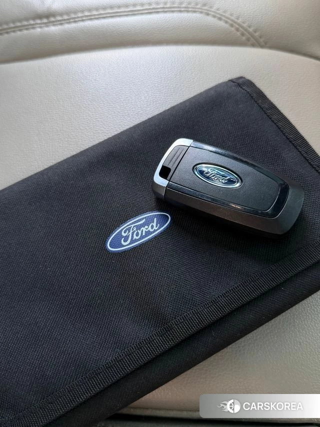 Ford Explorer id 4295090 из Кореи 11