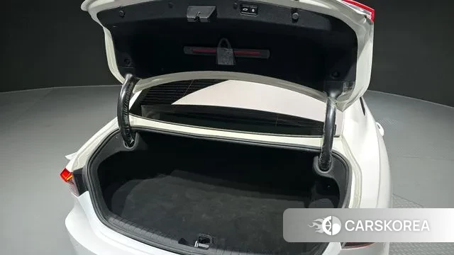 Hyundai The New Grandeur IG Hybrid id 3646416 из Кореи 11