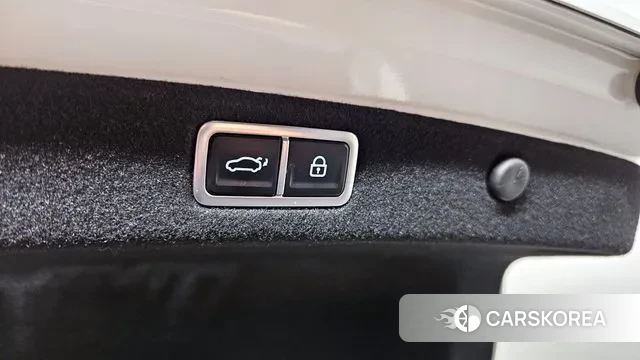 Hyundai Grandeur Hybrid (GN7) id 3518130 из Кореи 11