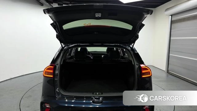 Kia The New Niro id 3904678 из Кореи 11