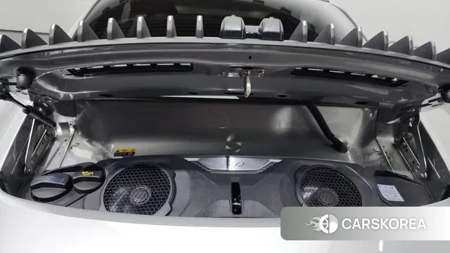 Porsche 911(992) id 3120156 из Кореи 11