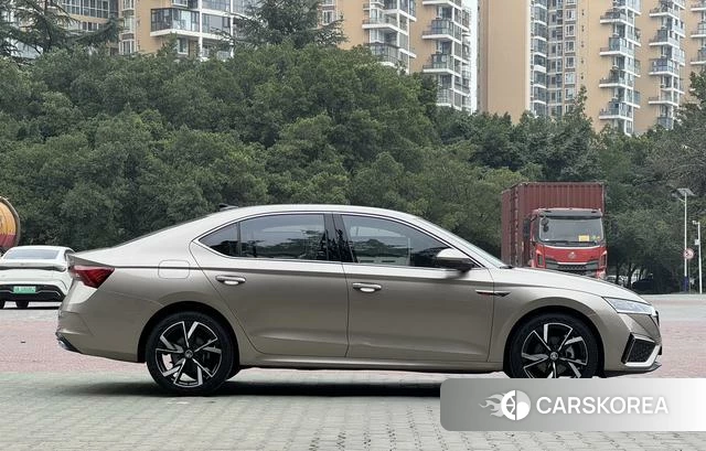 Skoda Octavia id 4380370 из Китая 11