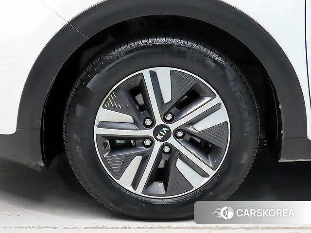 Kia The New Niro id 4737112 из Кореи 11