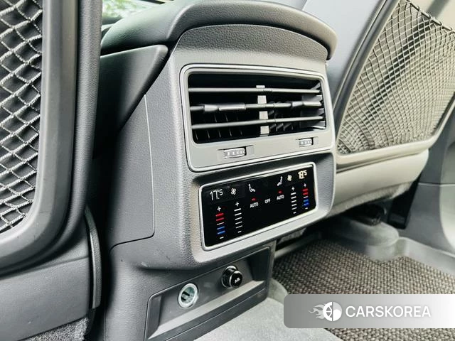 Audi Q7 id 4261264 из Китая 11