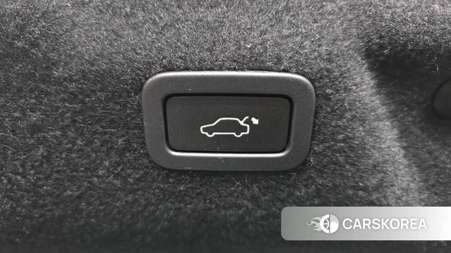 Jaguar XE id 3813932 из Кореи 11