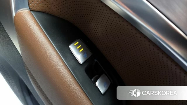 Genesis G70 id 4286272 из Кореи 11